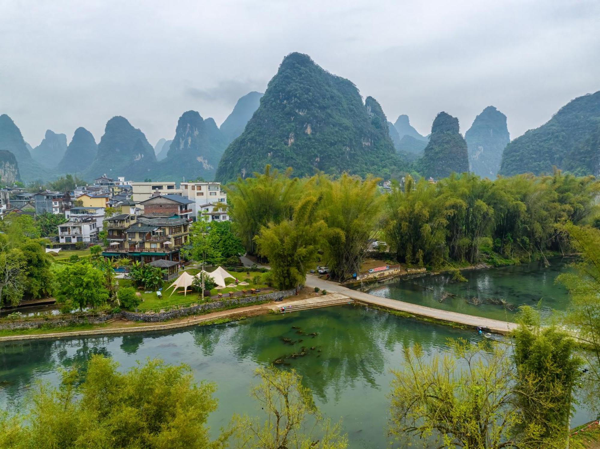 Moondance Boutique Resort Yangshuo Zewnętrze zdjęcie